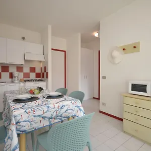 Urano Apartman